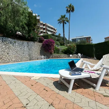 Gallinara * アルベンガ