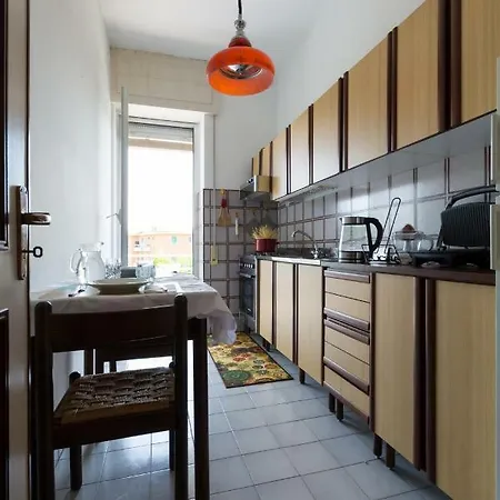 Gallinara アパート アルベンガ