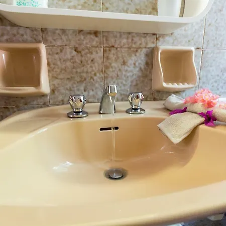 Gallinara アパート アルベンガ